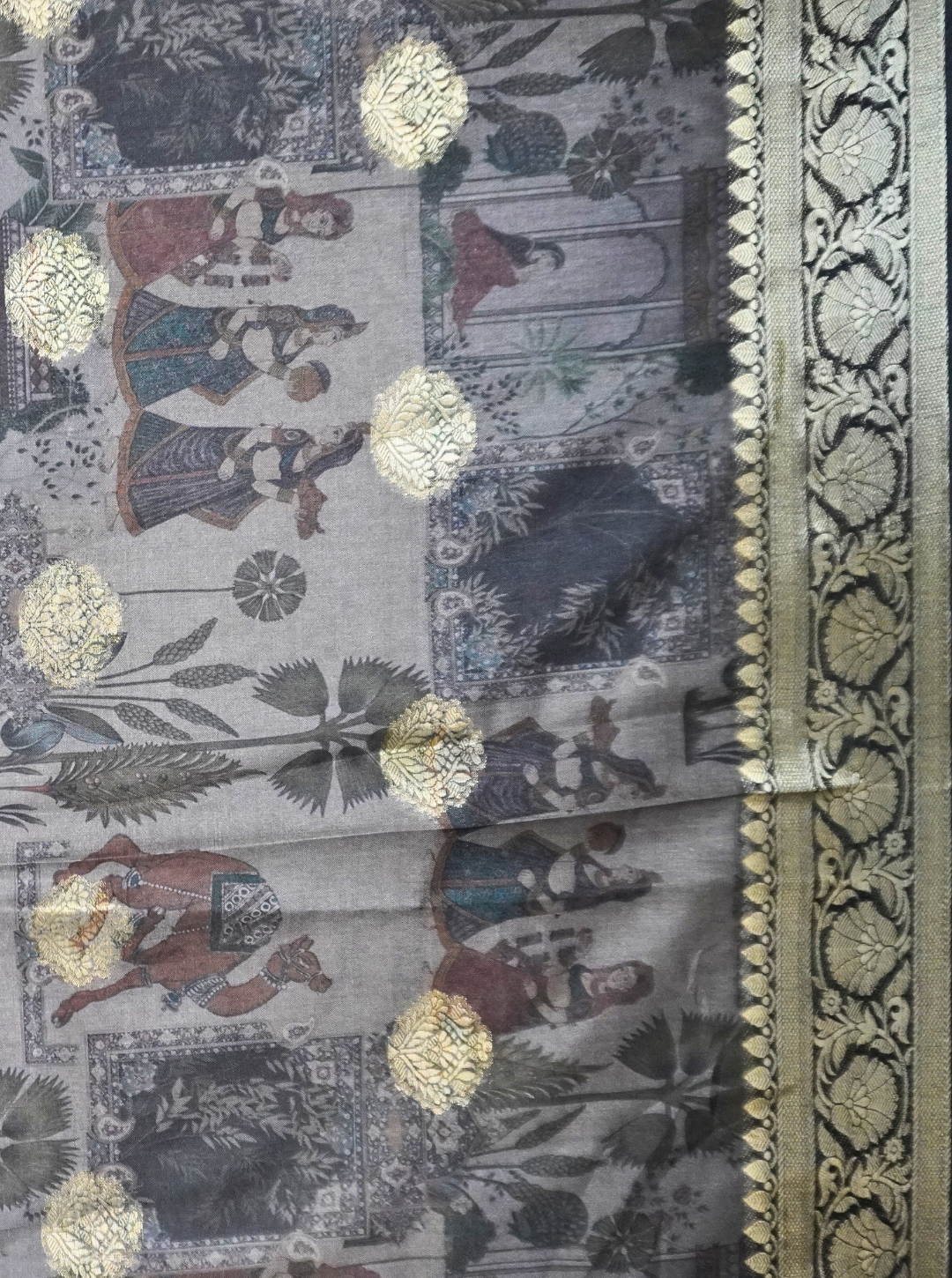 CREAM BLACK CRAPE WEAVING SAREE ZARI BORDER BLOCK PRINT