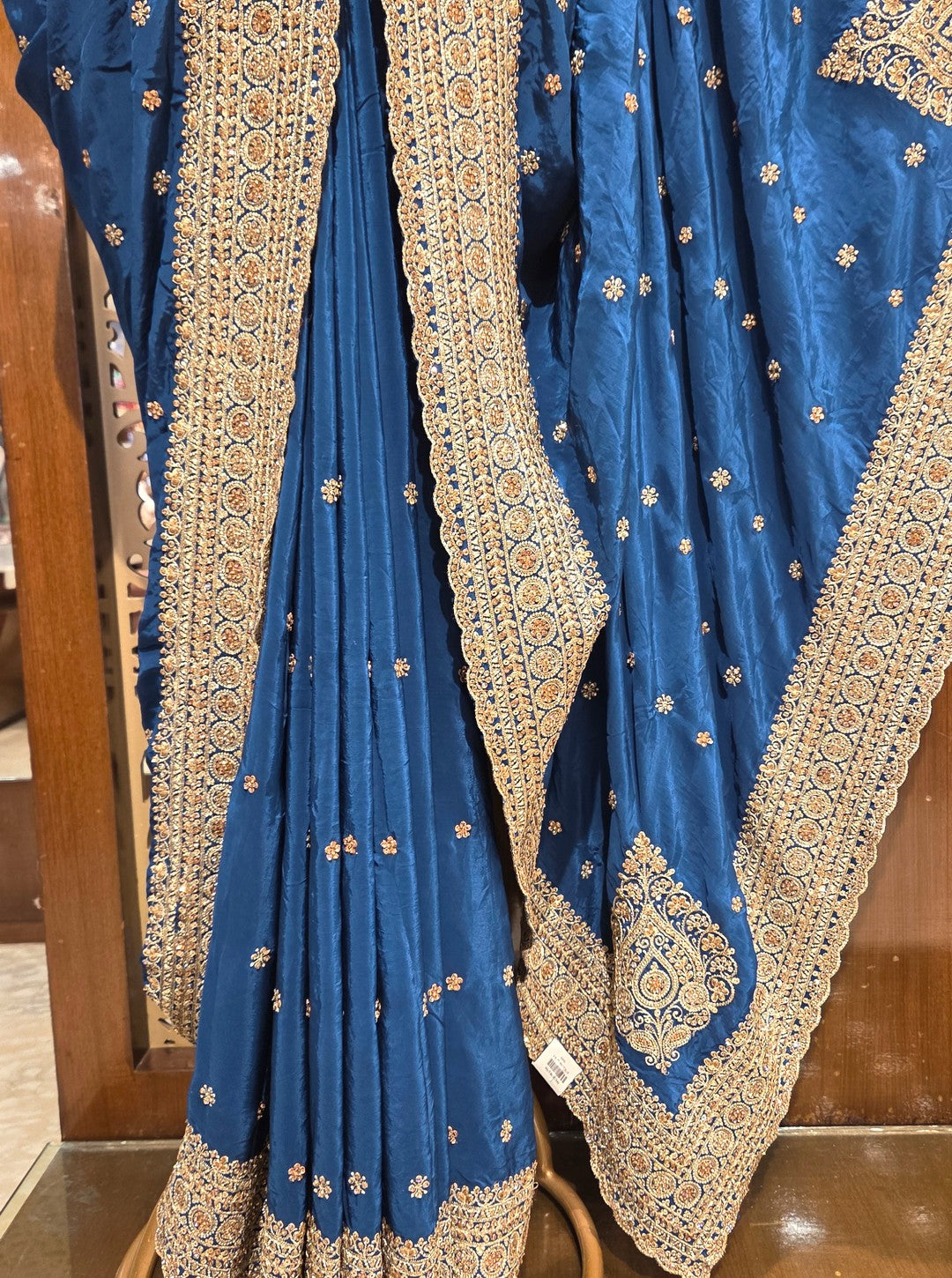 CREPE SILK WITH DABKA WORK & MIRROR WORK (SAREE1078)