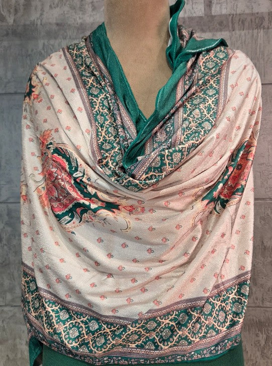 WOOLEN SUIT WITH DIGITAL PRINT WITH MICRO VELVET STALL (SUIT1107)