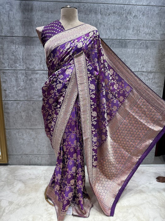 KHADDI CRAPE SAREE WITH RANG KART (SAREE1124)