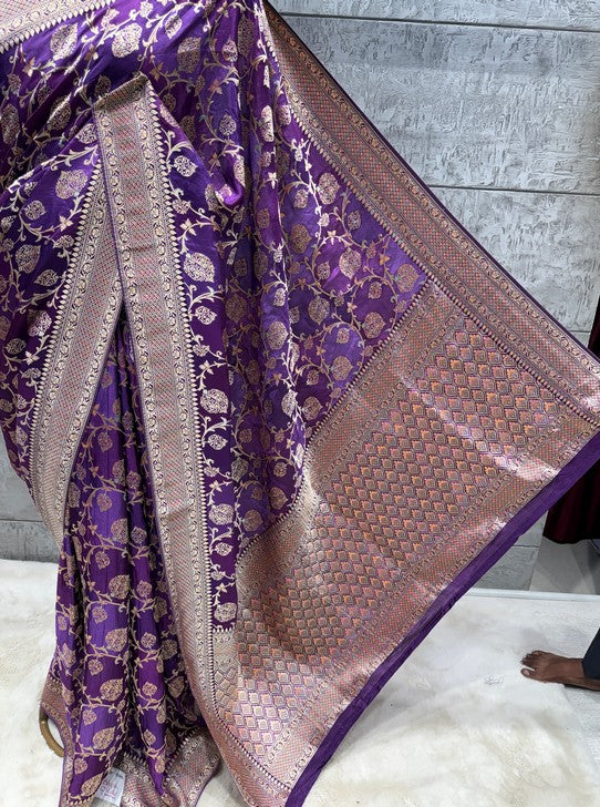 KHADDI CRAPE SAREE WITH RANG KART (SAREE1124)