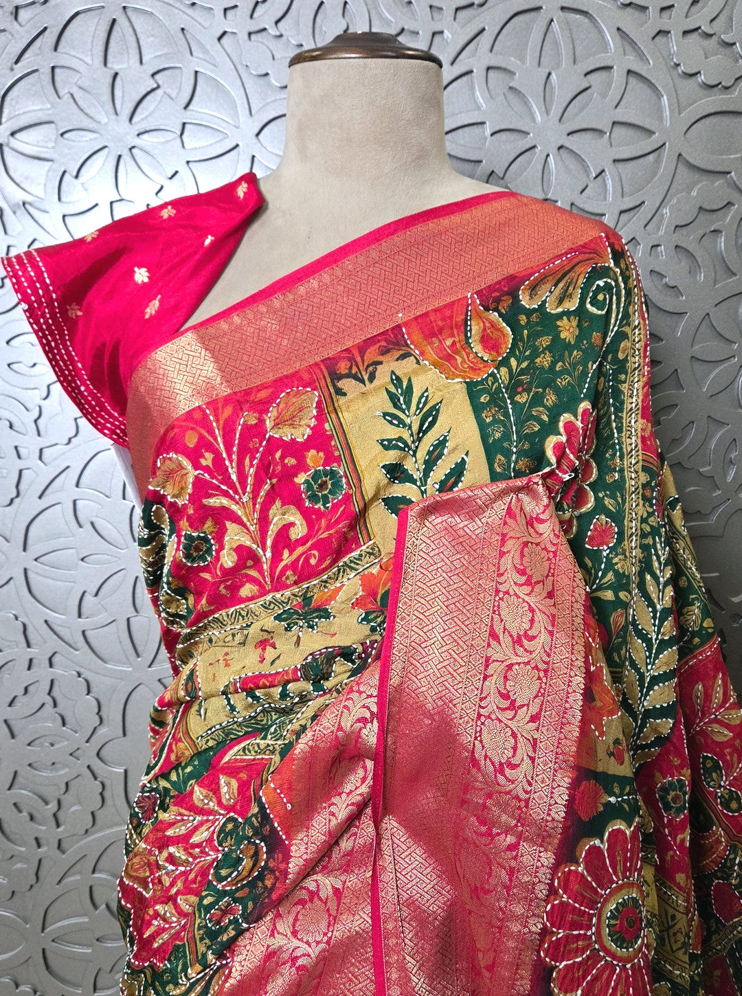 CRAPE SILK SAREE WITH KATHA WORK (SAREE1096)