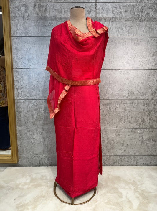 MANGENTA DOLA FABRIC (SUIT1112)