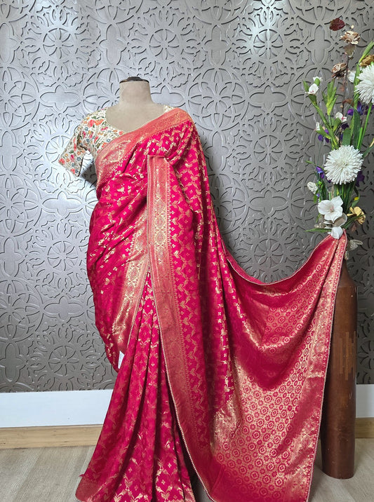 MUNGA SILK WITH RICH WEAVING PALLU STICHED BLOUSE WITH EMBROIEDRY (SAREE1095)