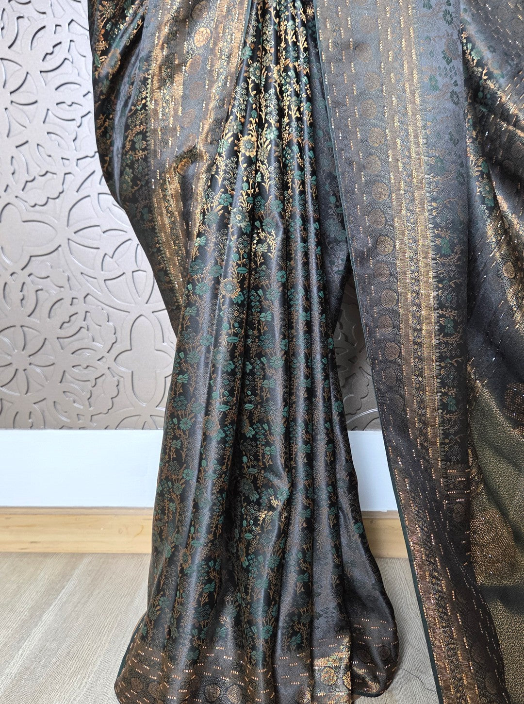 TANABANA BEAUTIFUL CREPE SILK SAREE (SAREE1087)