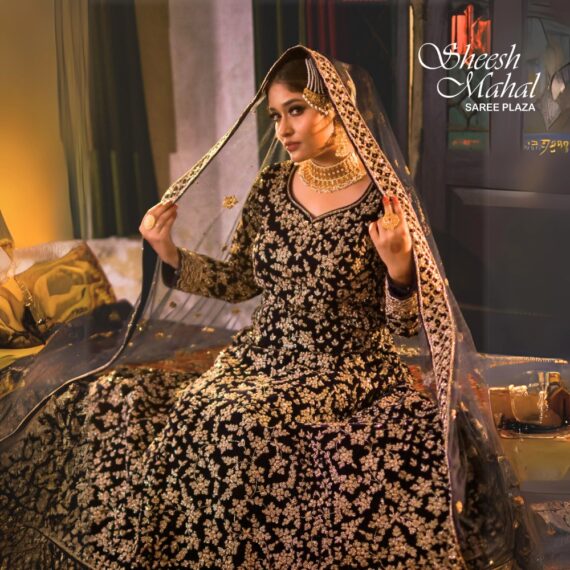 Sheesh-Mahal-Midnight-Gold-Bridal-Lehenga